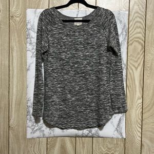 Long sleeve top